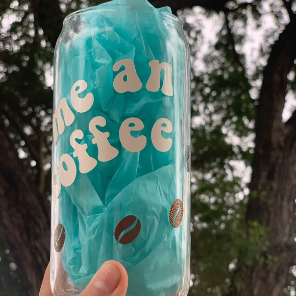 Bring me an iced coffee - Picture 2 of 3